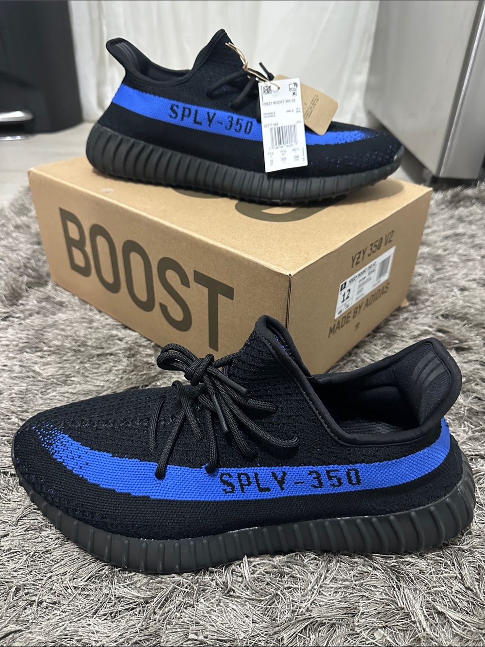 adidas Yeezy Boost 350 V2 “Dazzling Blue” Sneakers BRAND NEW W/ TAGS